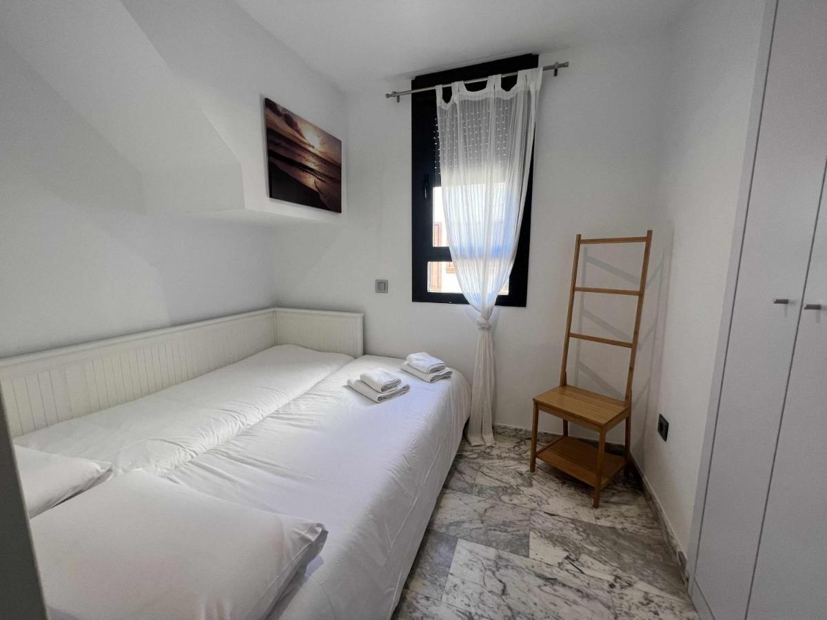 Atico San Bernardo Terraza Y Parking Incluido Séville
